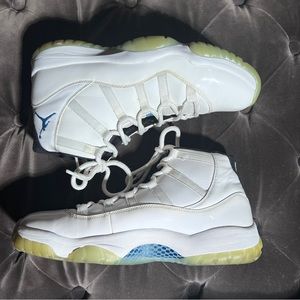 Air Jordan 11 Retro Legend Blue Space Jam (2014 release)